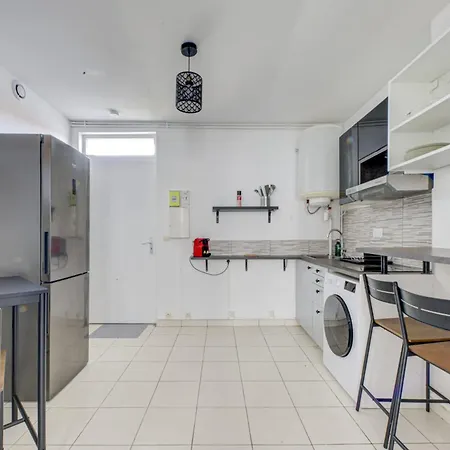 Very Bright And Comfortable Nest * Aubervilliers