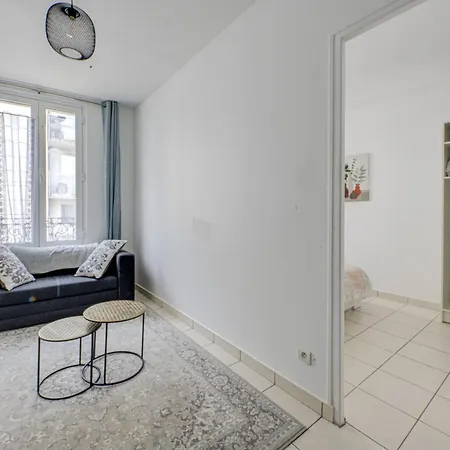Very Bright And Comfortable Nest Apartamento Aubervilliers